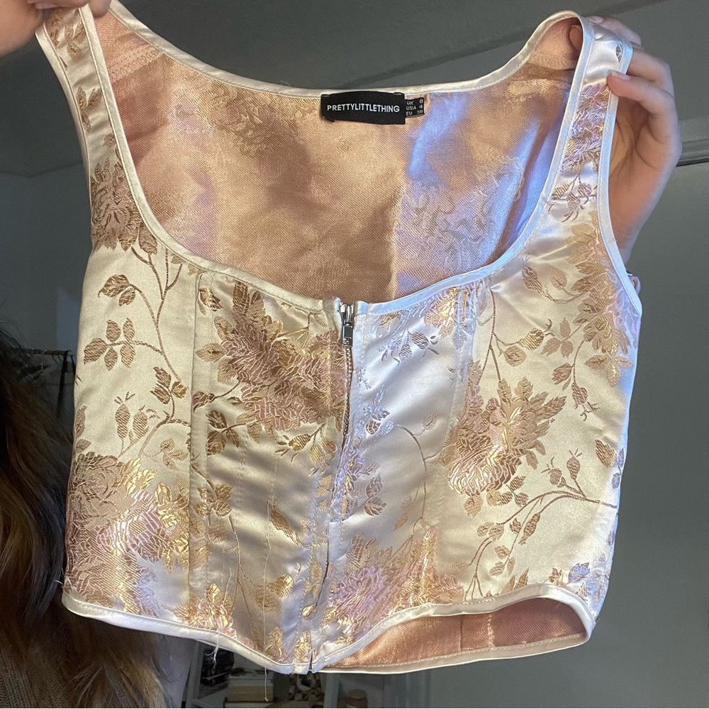 ❤️‍🔥SOLD❤️‍🔥Pink Corset Crop top